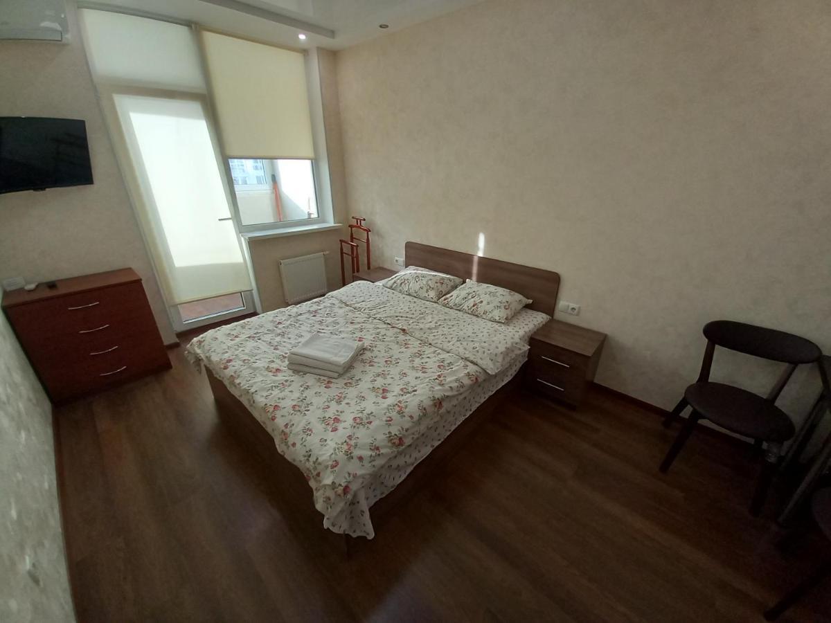 Smart Apartments Drahomanova 2А Kiev Extérieur photo